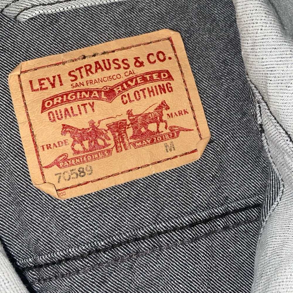 Vintage Levi ’s Denim Jacket - image 3