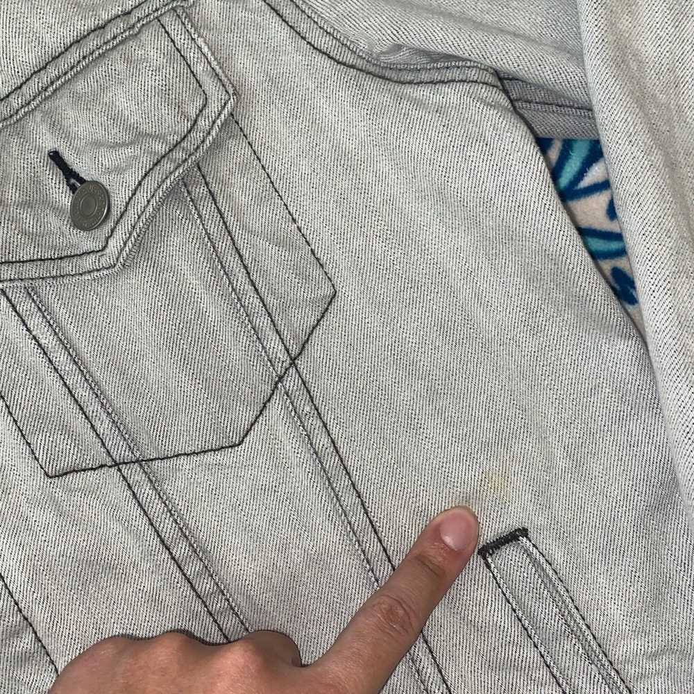 Vintage Levi ’s Denim Jacket - image 6