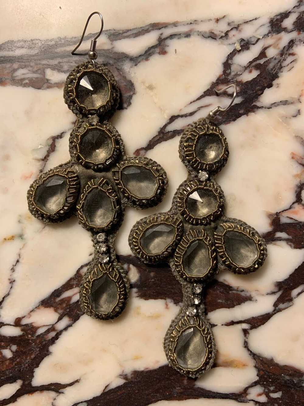 N/A Crystal and Silk Chandelier Earrings | Used,… - image 1