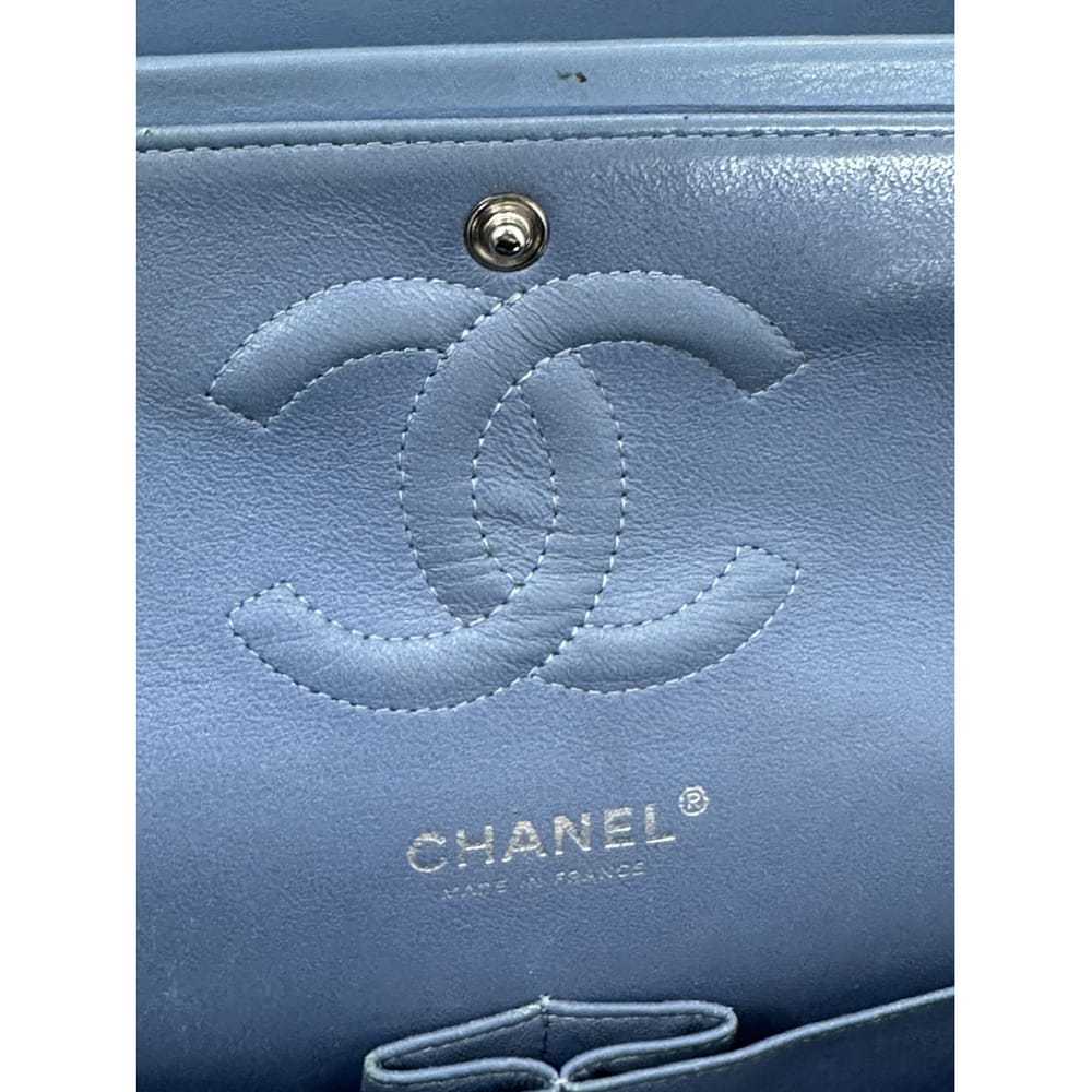 Chanel Timeless/Classique patent leather crossbod… - image 9