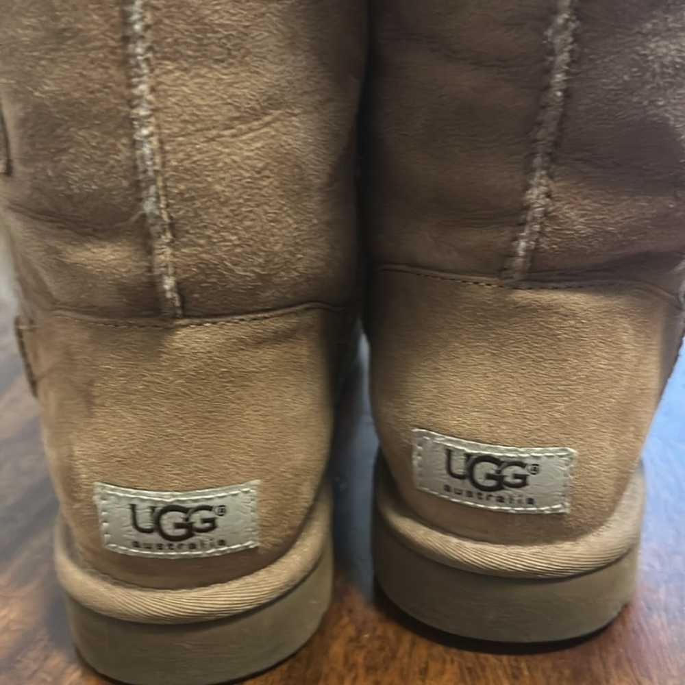 UGG Australia  Bailey  button boots., - image 4
