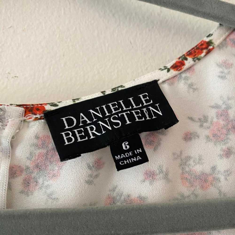 DANIELLE BERNSTEIN white rose floral short sleeve… - image 4