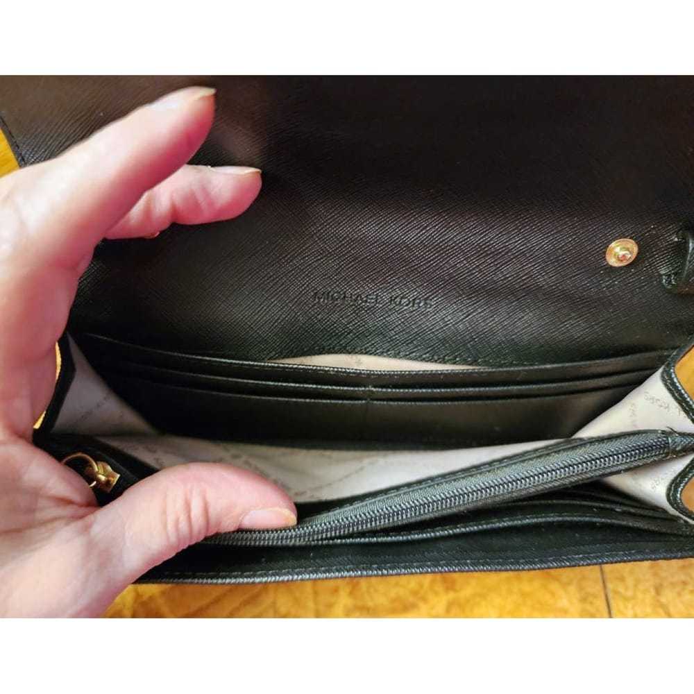 Michael Kors Vegan leather clutch bag - image 5