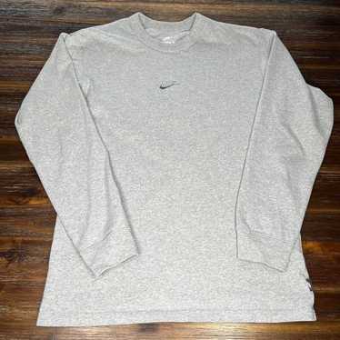 Nike Long sleeve shirts