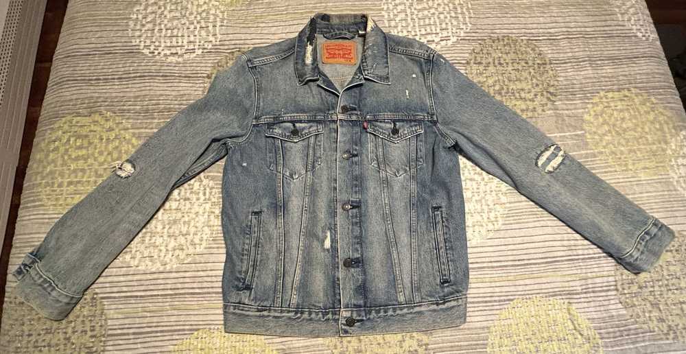 Levi's Levis Get Ripped Denim Jacket - image 1