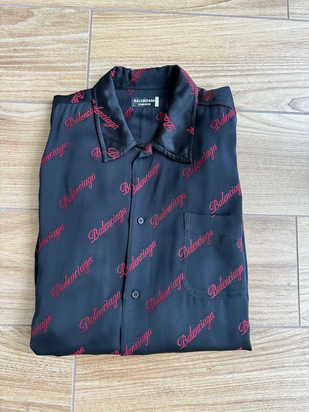 Balenciaga Balenciaga Navy & Red Script Logo Butt… - image 10