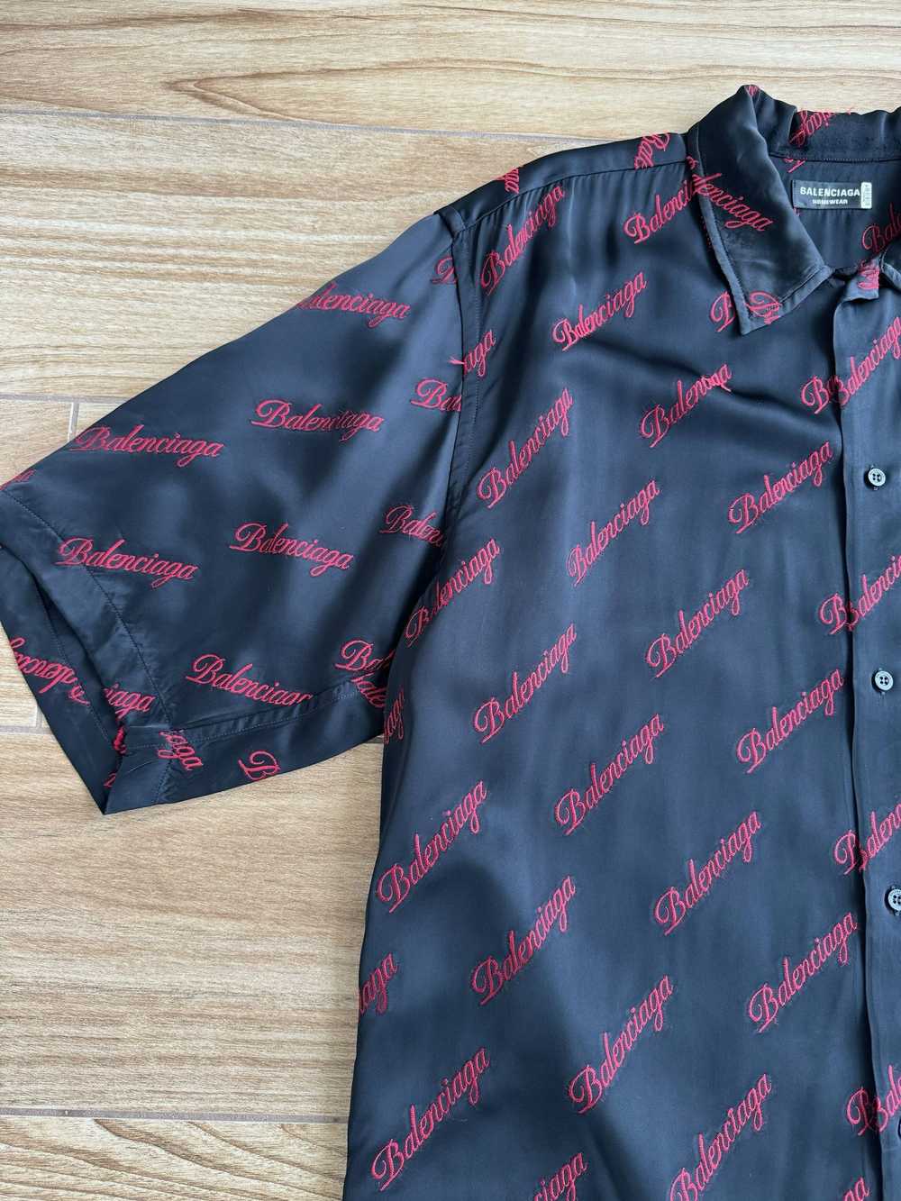 Balenciaga Balenciaga Navy & Red Script Logo Butt… - image 2