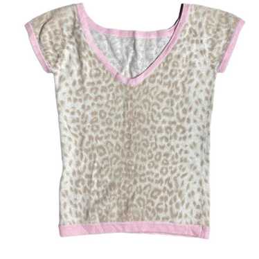 Pink leopard printed short sleeves sweater - image 1