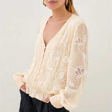 Anthropologie Embroidered Creamy Pullover Button … - image 1