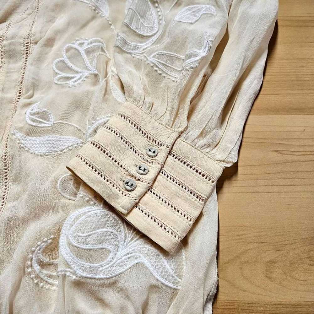 Anthropologie Embroidered Creamy Pullover Button … - image 9