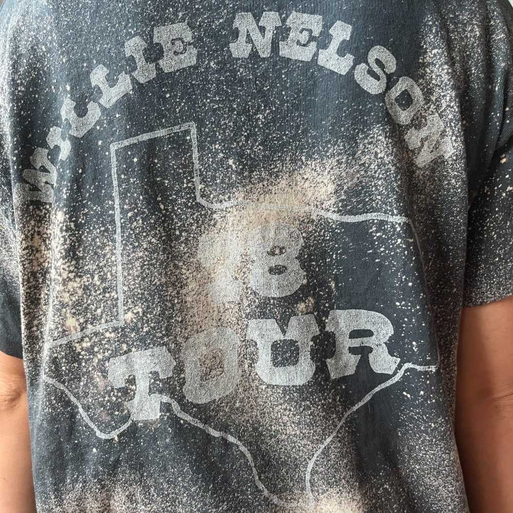 Daydreamer Willie Nelson On The Road Tour Tee in … - image 5