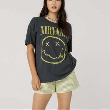 DAYDREAMER NWOT Nirvana Smiley Merch Band Tee Corp