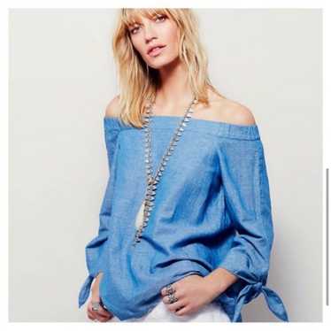 FREE PEOPLE CHAMBRAY TOP LARGE