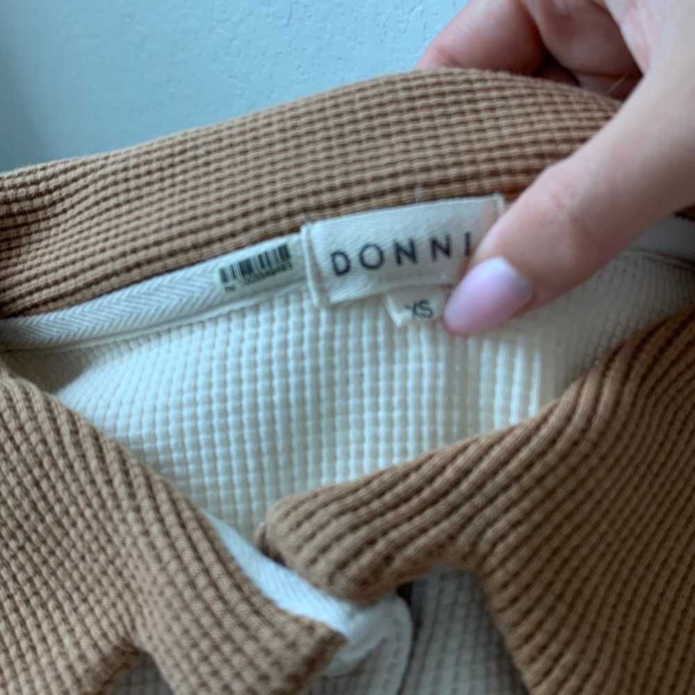 Donni. Thermal Duo Pullover - size XS- Cream/Camel - image 11