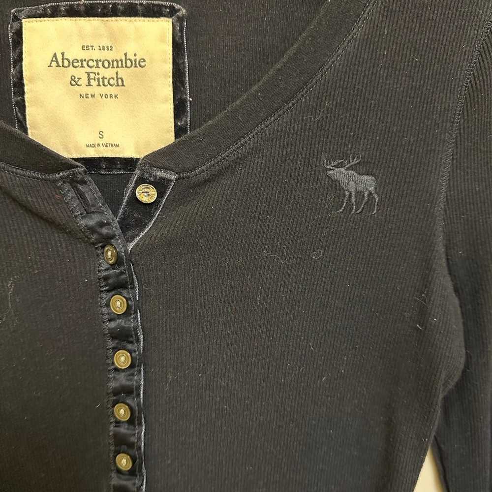 Y2K Abercrombie and Fitch Navy Long Sleeve Henley - image 3