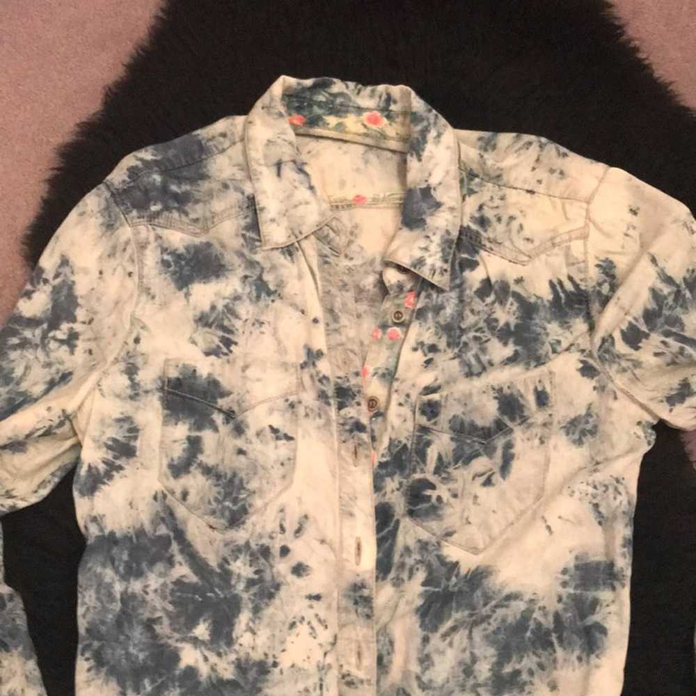 Blank NYC tie dye chambray top S - image 2
