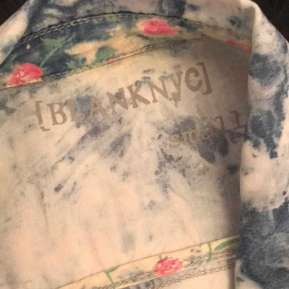 Blank NYC tie dye chambray top S - image 4