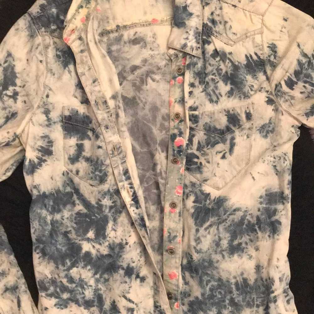 Blank NYC tie dye chambray top S - image 6