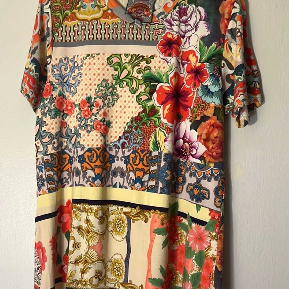 Johnny Was floral shortsleeves top large - image 4