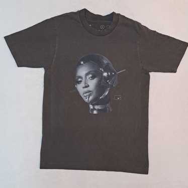 Beyoncé "Unique" Renaissance Tour OFFICIAL Merch … - image 1