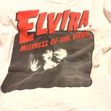 Elvira mistress of the dark tshirt