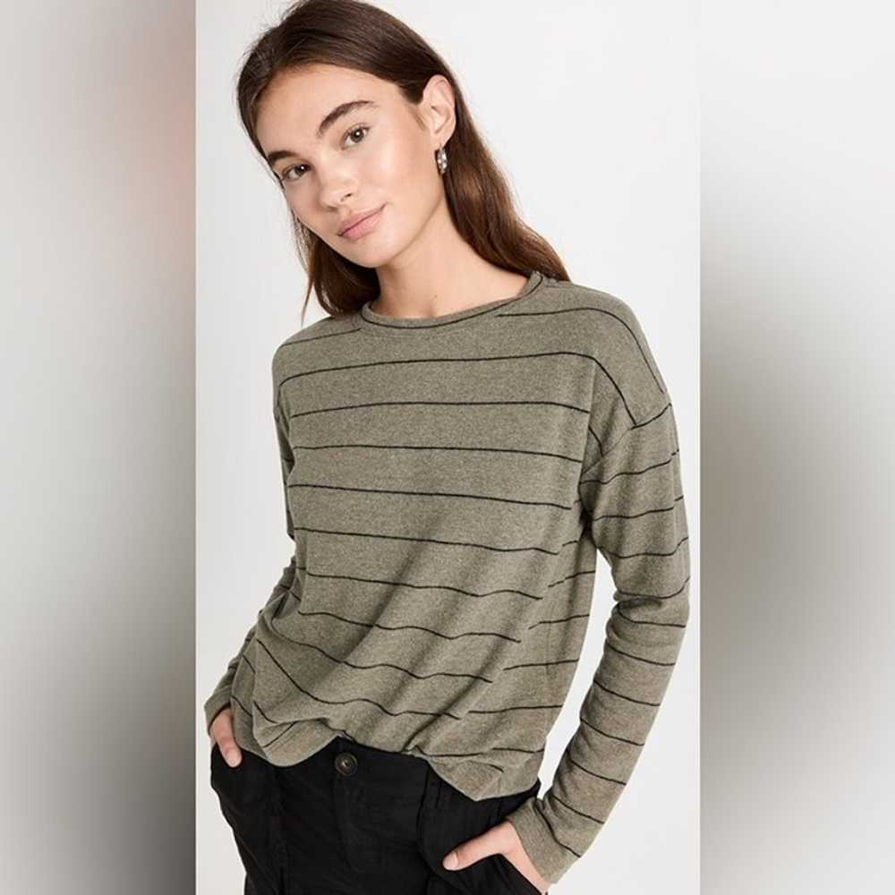 Vince Cozy Relaxed Stripe Long Sleeve T-Shirt - M - image 1