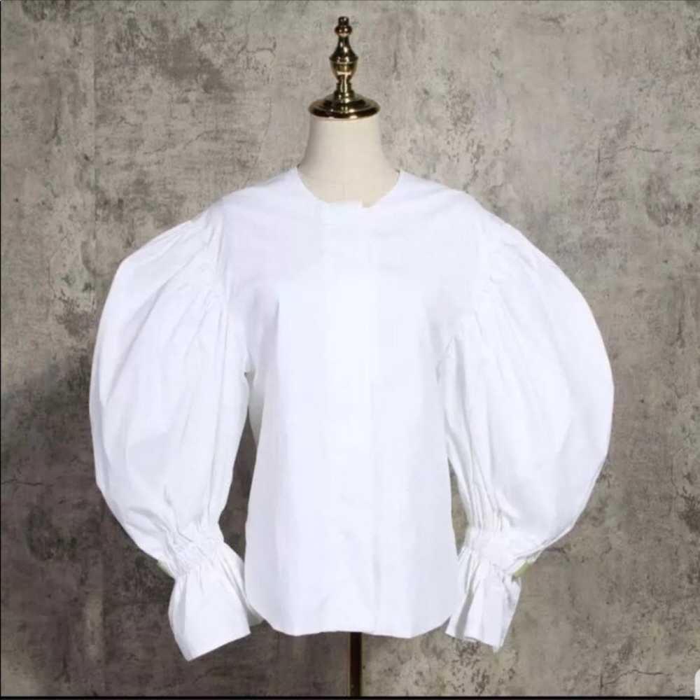 Puffy white blouse with vest - image 4