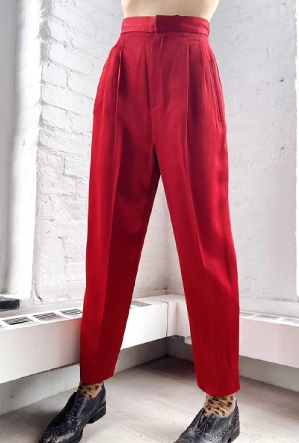 incredible satin rouge trousers - image 4