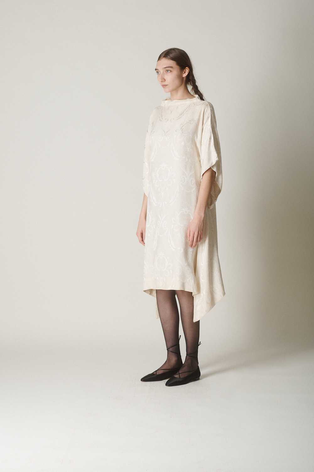 Vintage Ivory Silk Brocade Dress - image 2