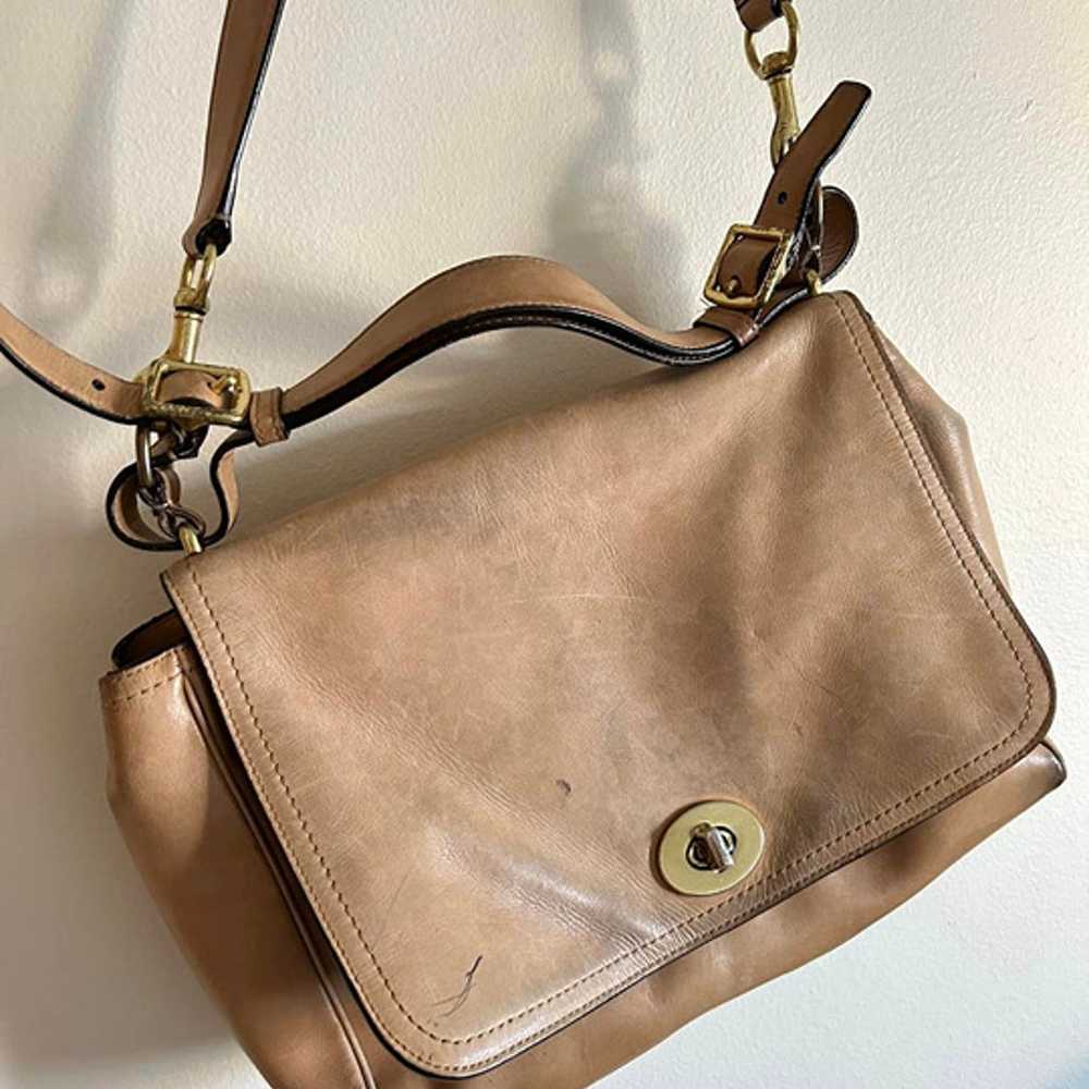 Vintage Tan Leather Coach Legacy Fold Over Should… - image 2