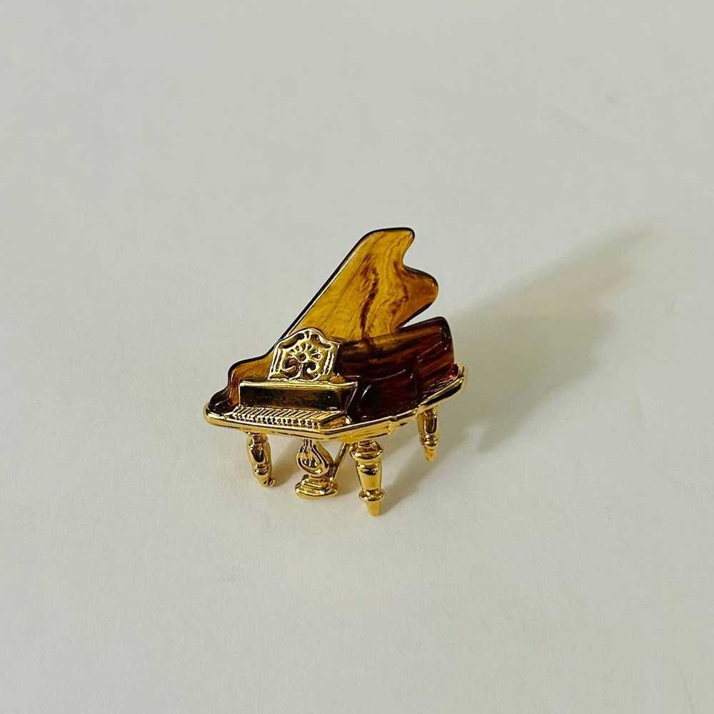 1996 Avon Piano Pin - image 2