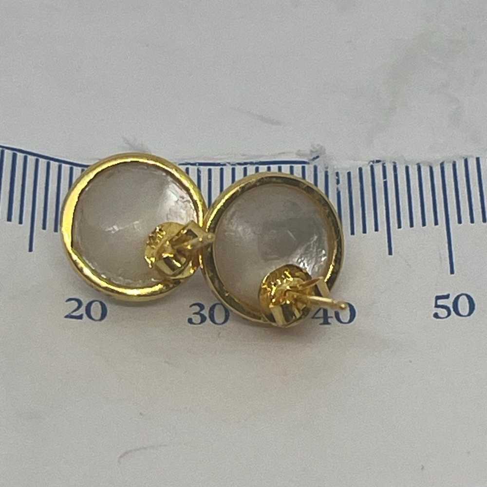 14k Round Mabe Pearl Earrings - image 6