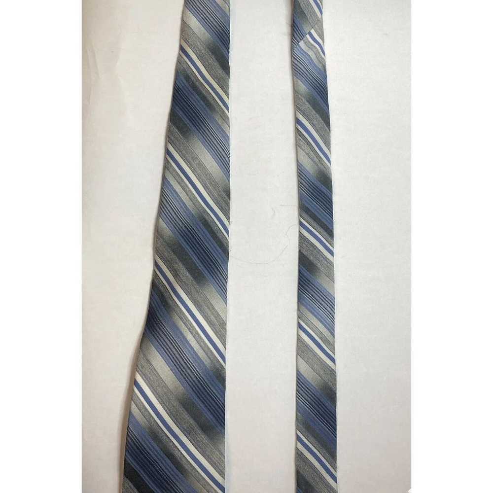 1960's Vintage Wembley Men’s Necktie Tie Blue,Whi… - image 5