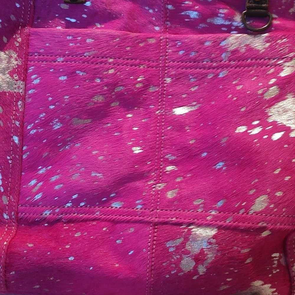 Hot pink cowhide purse - image 3