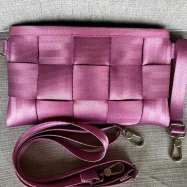 Harvey’s Seatbelt Handbags Dusty Rose Hip pack cr… - image 1