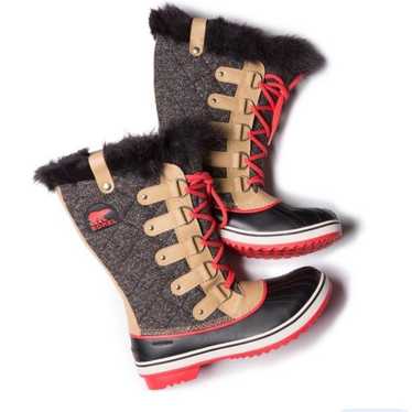 Sorel Tofino Herringbone Winter Boots