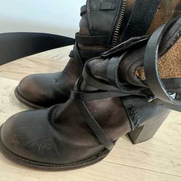 freebird boots size 9
