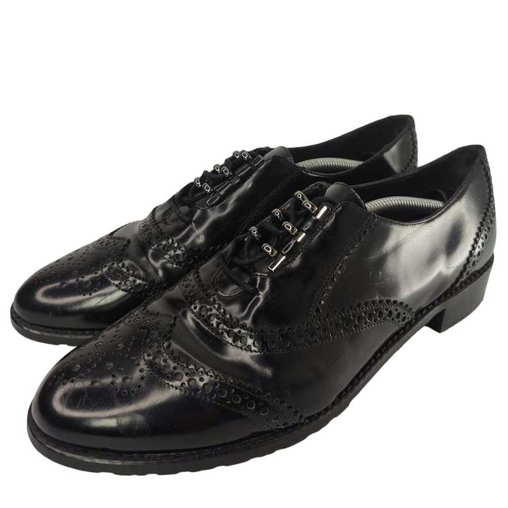 Black Stuart weitzman wingtip lace up shoes sz 8 - image 1