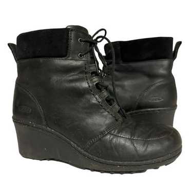 KEEN Booties Boots Shoes Women Sz 8.5 Akita Wedge… - image 1