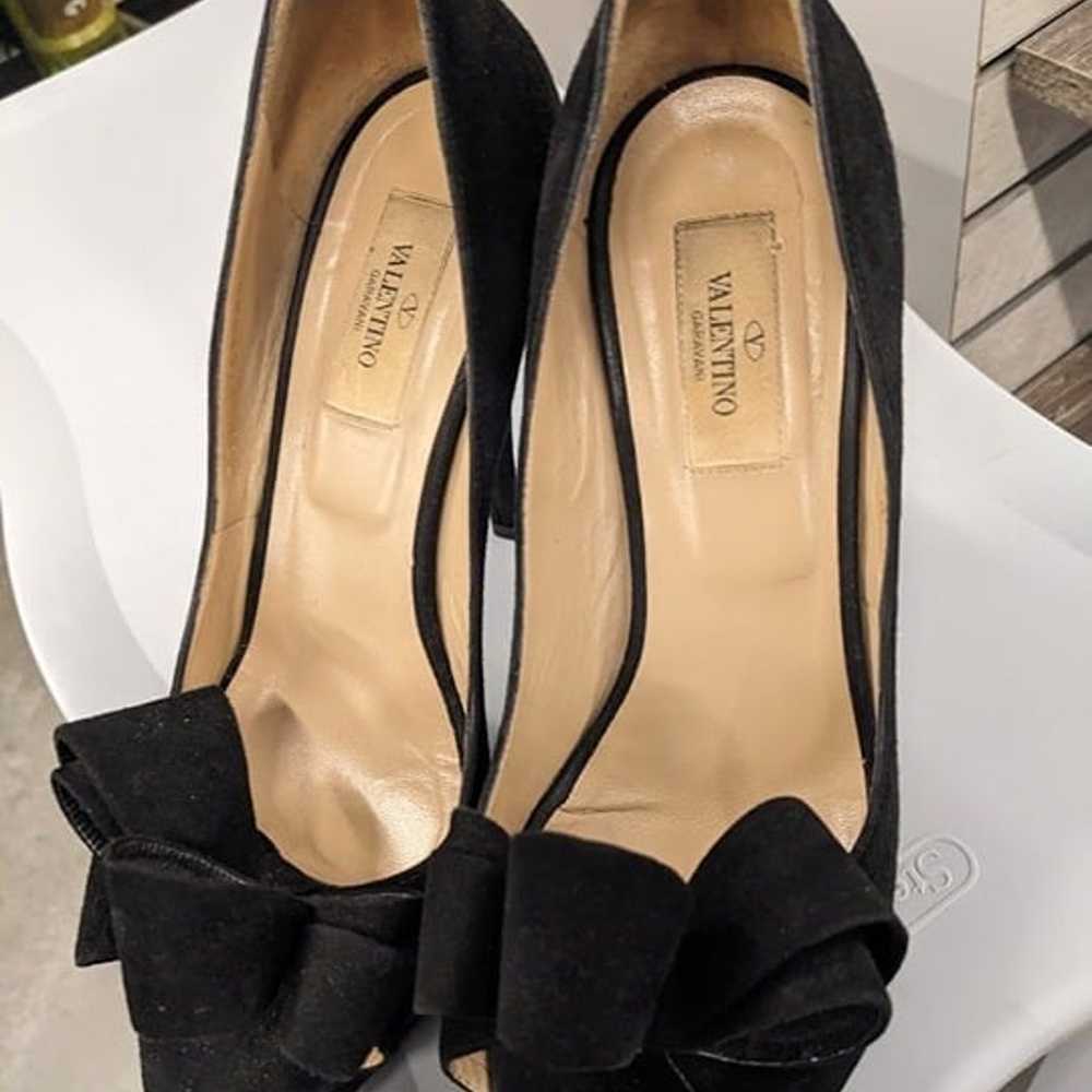 GENUINE VALENTINO SUEDE PEEP TOE BOW SUEDE SHOES … - image 5