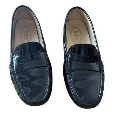 Tod's Gommino patent leather flats