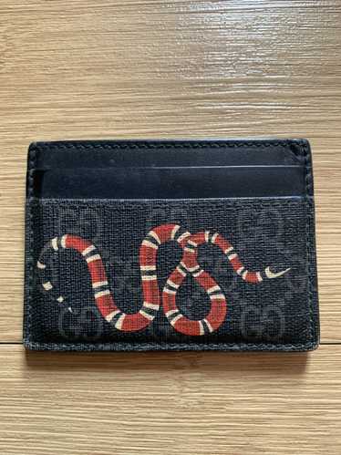 Gucci Authentic Gucci GG Supreme Snake Card Holder