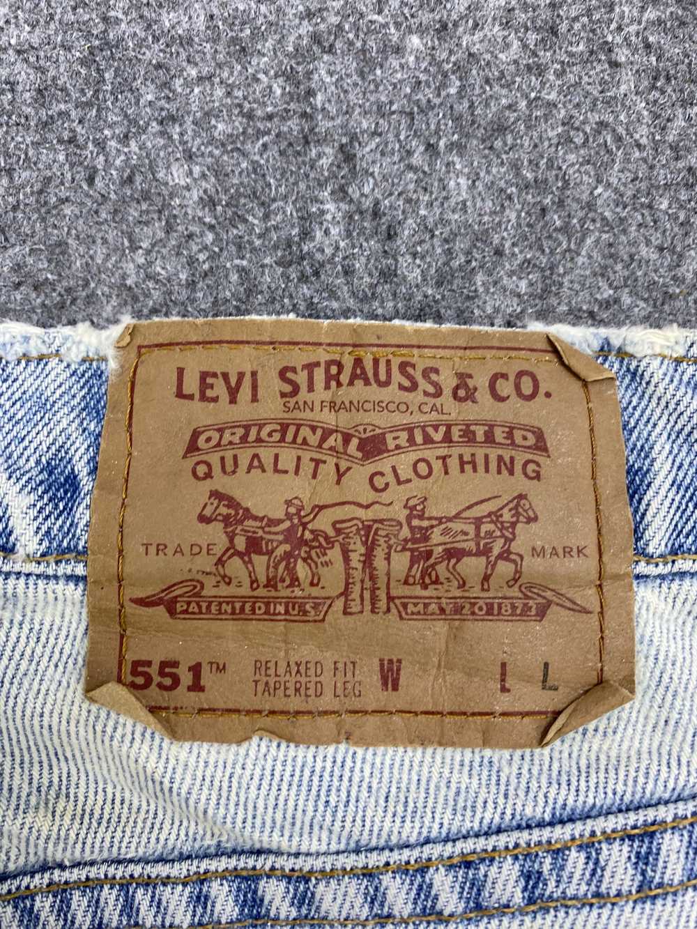 Levi's × Vintage Vintage 90s Levis 551 Light Wash… - image 5