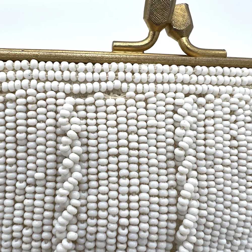SUMMERY White Beaded Vintage Clutch - Richere Mad… - image 5