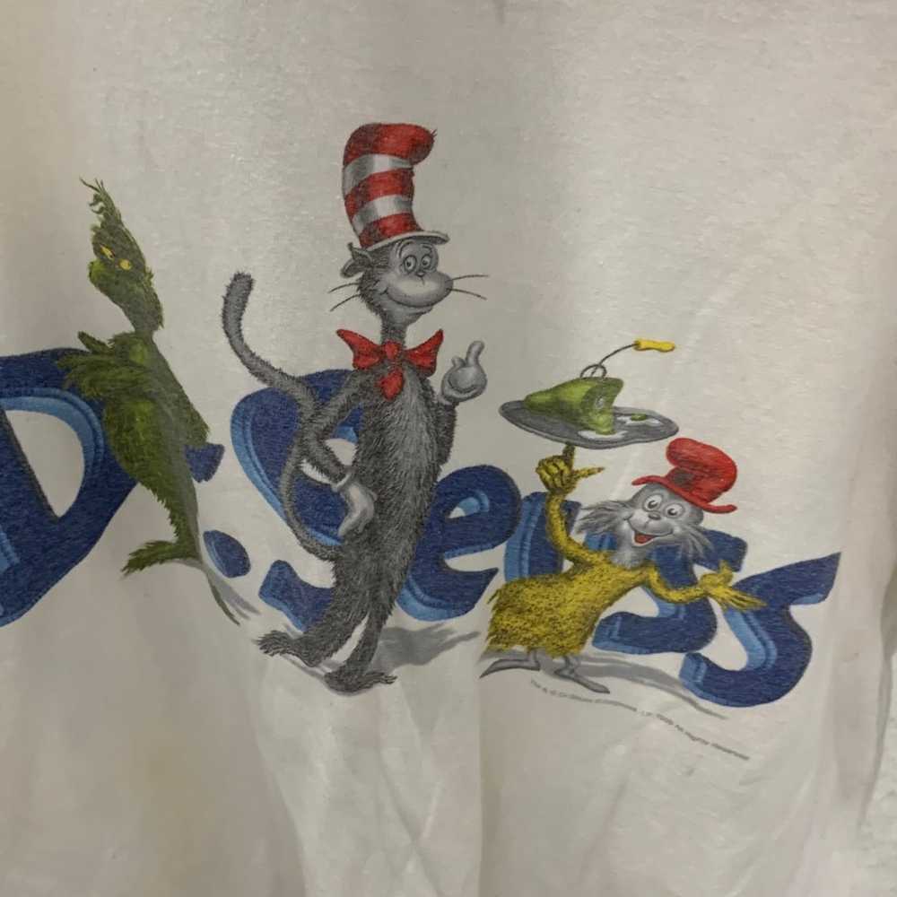 Vintage 1999 Dr.Seuss Grinch Graphic T Shirt Size… - image 2