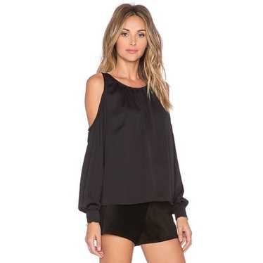 LAcademie The Shoulder Womens Blouse in Black