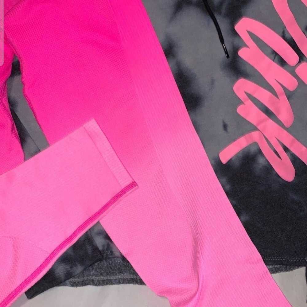 NEW PINK VS HTF L OUTFIT  $85 - image 2