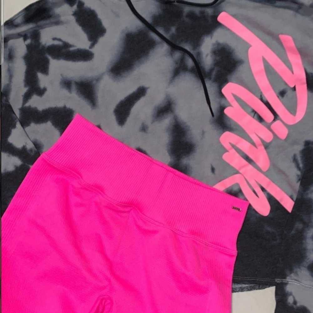 NEW PINK VS HTF L OUTFIT  $85 - image 4