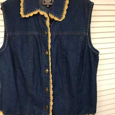 Double D Ranch Jean Vest, Large, Like New - image 1