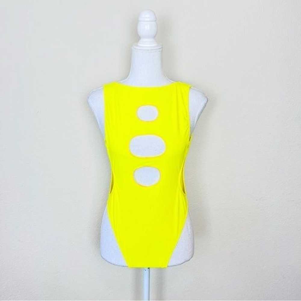 Rave With Mi Gente Neon Yellow Trinity Cut Out Bo… - image 8